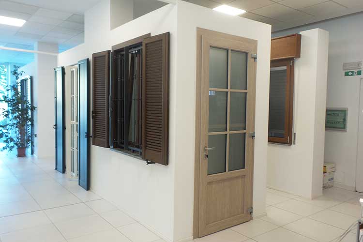 Showroom Infissi - Via Emila 93 Casteggio